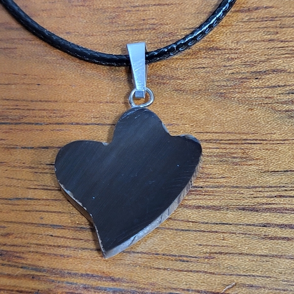 Vintage Carved Smokey Black with Applied Inlayed Silver Tone Metal Heart Pendant - Picture 11 of 16